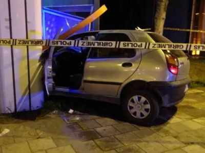 Korkunç Kaza: İşçileri Taşıyan Servis Devrildi! Ölü ve Yaralılar Var!