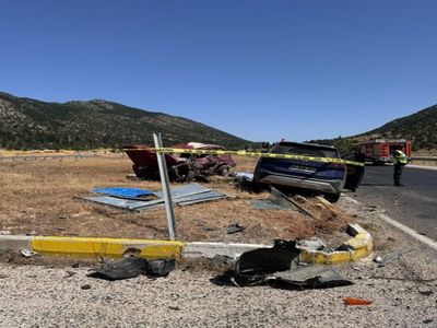 Korkunç Kaza Kameralara Yansıdı: 2 Ölü, 2 Yaralı