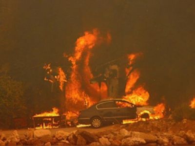 Korkutan yangın: 1 ölü, 21 yaralı