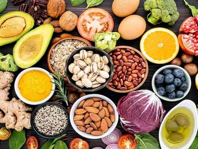 Koronavirüse karşı tam koruma sağlıyorlar! Bu 3 besini tüketerek mikroplara karşı korunmak mümkün