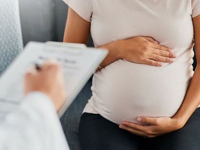 Kovid-19 Aşısı Hamilelikte Enfeksiyon ve Erken Doğumu Önlüyor