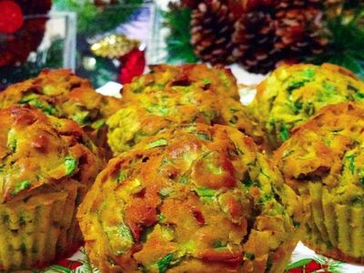 Köz biberli peynirli muffin tarifi : en güzel ve lezzetli köz biberli peynirli muffin nasıl yapılır? Köz biberli peynirli muffin malzemeleri ve tarifi