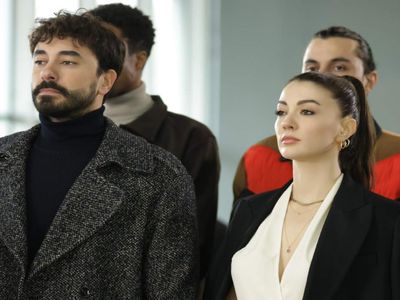 Kraliçe dizisi ne zaman başlayacak, hangi gün yayınlanacak? Kraliçe nerede çekiliyor, uyarlama mı? Kraliçe dizi konusu ve oyuncuları