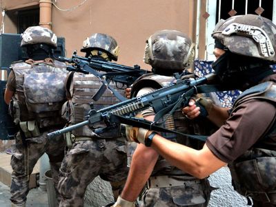 Kritik operasyon tamamlandı: 194 kişi kıskıvrak yakalandı
