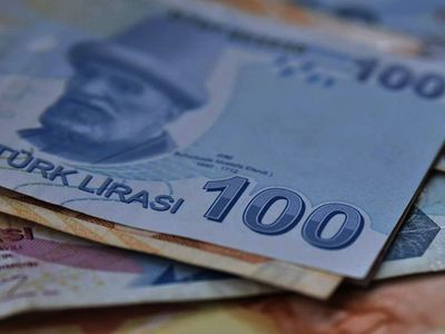 Kritik veri önümüzdeki ay belli olacak: Akaryakıt, alkollü içki ve sigara fiyatlarına dev zam