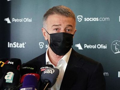 Kulüpler Birliği Vakfı Başkanı Ahmet Ağaoğlu TFF'de bulunan tüm kurulların istifa etmesini istediklerini söyledi