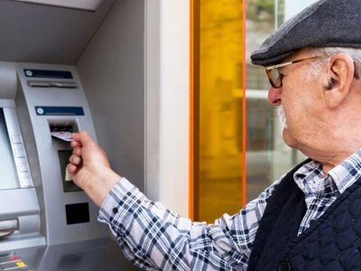 Kurban Bayramı emekli ikramiyeleri ne zaman ödenecek? Milyonlarca kişinin beklediği müjdeli haber geldi! Hesaplarınızı kontrol edin
