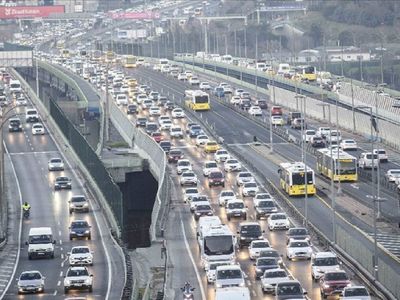 Kurban Bayramı tatili sona eriyor! Tatil dönüşü trafik yoğunluğu yaşanıyor