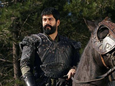 Kuruluş Osman Osman Bey rolü ile Burak Özçivit bölüm başı ne kadar kazanıyor?