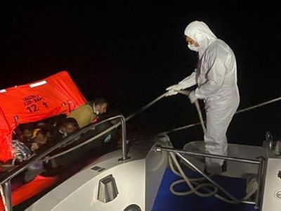 Kuşadası’nda 28 Düzensiz Göçmen Kurtarıldı