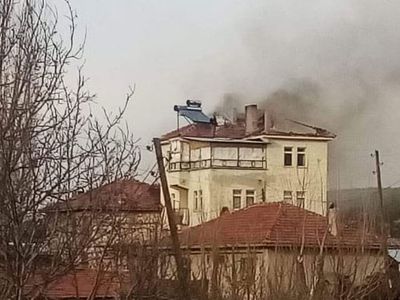 Kütahya’da Çıkan Çatı Yangını Paniğe Sebep Oldu