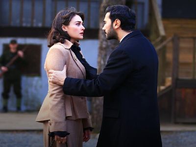 Kuzey Güney dizisi tekrar mı başlıyor? Kuzey Güney ve Kanunsuz Topraklar dizilerinden yüzleri güldüren gelişme!