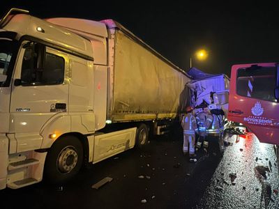 Kuzey Marmara Otoyolu'nda yaşanan kaza can aldı! Olay yerine birçok ekip sevk edildi