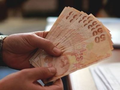 KYK ve TÜBİTAK burs ödemeleri ne kadar oldu? Yüksek lisans, doktora bursları kaç TL oldu? Cumhurbaşkanı Erdoğan'dan öğrencilere müjdeli haber