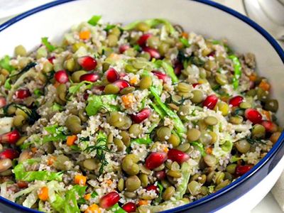 Lezzetine doyum olmaz protein deposu salata tarifi: Yeşil mercimek salatası