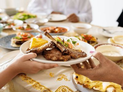 Lezzetli ve pratik yemeklerle dolu bir iftar için kolları sıvayın: İşte Ramazan 11. gün iftar menüsü
