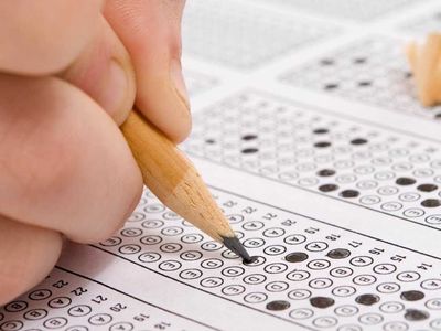 LGS sınavı ne zaman? LGS sınavında yanımızda bulundurmamız gerekenler ne? LGS sınavı için kimlik kartında resim bulunması zorunlu mu? LGS'de yasak olan eşyalar...