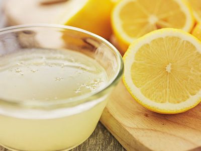 Limonlu Su İçmenin Sağlığımıza Faydaları