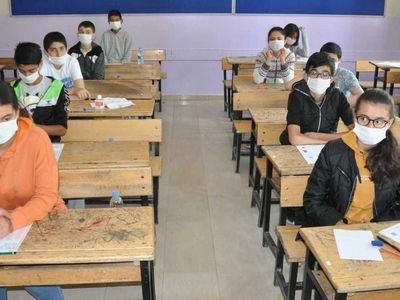 Lise 12. Sınıflarda 45 günlük izin veriliyor mu? 12. Sınıfların YKS'ye daha iyi hazırlanmaları açısından, 45 günlük izin veriliyor mu?