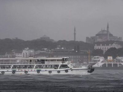 Lodos ulaşımı felç etti: Seferler iptal edildi