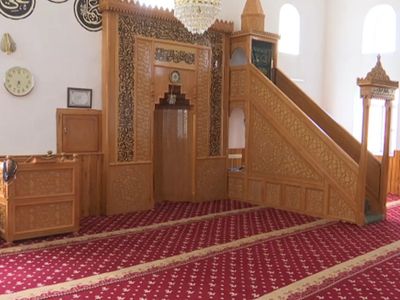 Lojmanı olmayan camiye 3 yıldır imam gelmiyor: Mahalle muhtarı atama istiyor