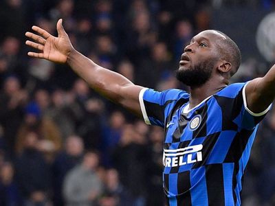 Lukaku Gollerine Devam Ediyor