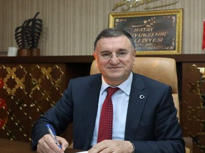 Lütfü Savaş kimdir, nereli ve kaç yaşında? Hatay Büyükşehir Belediye Başkanı Lütfü Savaş hangi partiden, istifa mı etti? Lütfü Savaş hayatı ve biyografisi