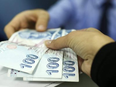Maaşlara zam yapıldı hesaplar tümüyle değişti: En düşük aylık 4.895 TL oldu