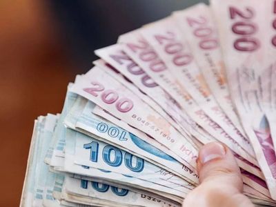 Maaşlarda kartlar yeniden dağıtılıyor: En düşük emekli maaşı belli oldu