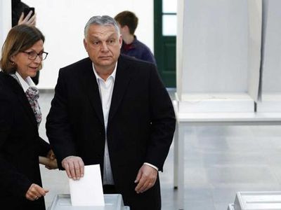 Macaristan'da önemli seçim: 6 partili Batı yanlısı ittifaka karşı mevcut Başbakan Viktor Orban kazandı