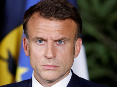 Macron Yeni Fransa Başbakanını Açıkladı