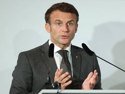 Macron’dan kriz itirafı: Bir enflasyondan geçiyoruz