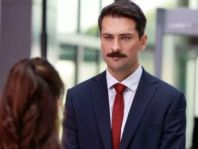 Mahkum dizisinde Fırat Savcı ölecek mi? Onur Tuna diziden çıkıyor mu? Mahkum dizisinde ayrılık çanları çalıyor