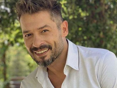 Mahkum'un Savcı Tahir'i Başarılı Oyuncusu Anıl İlter Voleybolcu Sevgilisiyle İkinci Kez Nikah Masasına Oturuyor!