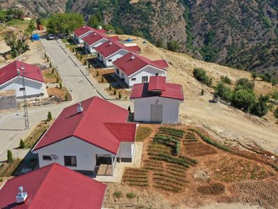 Malatya'da Depremin Kalıntıları Temizleniyor