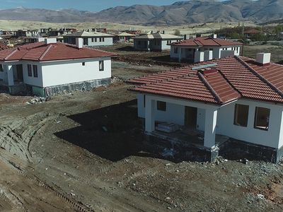 Malatya'da depremin yaraları sarılıyor: 30 evin yapımında sona gelindi