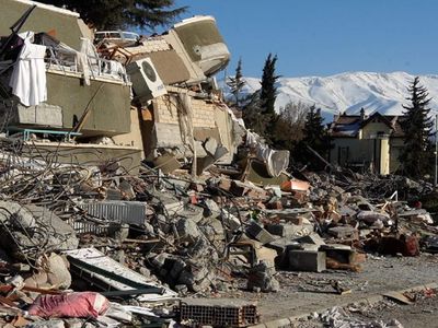Malatya’da şiddetli deprem: Ölü ve yaralılar var