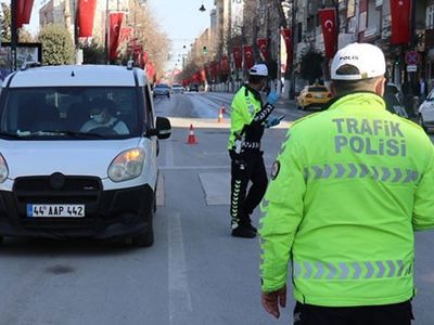 Malatya’da Sokağa Çıkanlar Polisten Kaçamadı