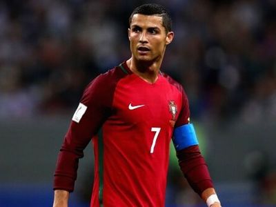 Manchester United'ın Portekizli dünya yıldızı Cristiano Ronaldo, Türkiye maçı öncesinde dikkat çeken bir paylaşımda bulundu!