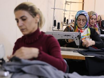 Mardin kadınları Gazze için seferber oldu: Atölyelerde binlerce ürün dikiliyor