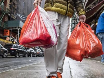 Marketçilerden zam talebi: Plastik poşetler 25 kuruştan 75 kuruşa çıkabilir