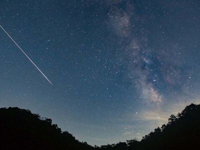 Marmara Bölgesi'ne meteor mu düştü? Meteor nereye düştü? Meteor düştü iddiası sosyal medyayı salladı