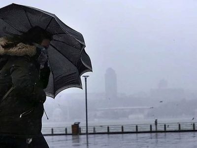 Marmara'da Şiddetli Fırtına: Meteoroloji uyardı