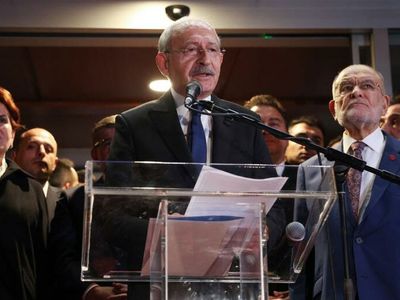 Masadan ayrılan Meral Akşener için çarpıcı bir iddia ortaya atıldı: Tehdit mi edildi? 