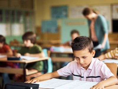 MEB takvimi netleşti: Ara tatil ile Ramazan Bayramı birleşiyor
