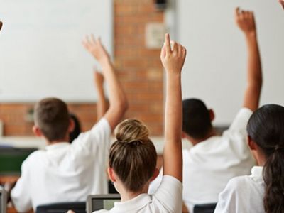 MEB'den Öğrencilere Yasak Kararı: Veliler Uyarıldı! Başarıyı Olumsuz Etkiliyor