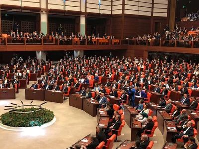 Meclis, bayram sonrasına hazırlanıyor: Gündemin ilk sırasında turizm ve enerji var