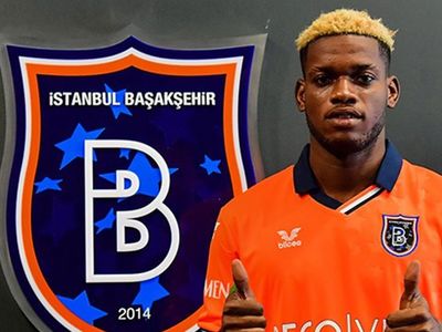 Medipol Başakşehir, Francis Nzaba'yı transfer ettiğini duyurdu!