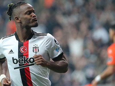Medipol Başakşehir transferde gözüne Beşiktaş'tan ayrılan Michy Batshuayi'yi kestirdi!