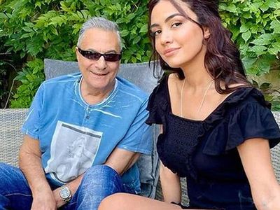 Mehmet Ali Erbil’in Kendisine Attığı Taciz İddialı Mesajları İfşalayan Ünlü Fenomen Ece Ronay Evlendi!
